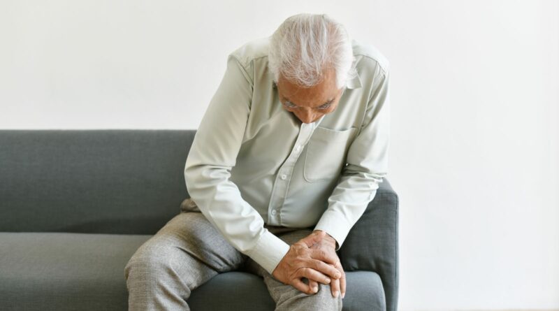 【痛症】50歲後易發病？持續周身痛、手腳乏力 了解風濕性多肌痛症病徵與治療