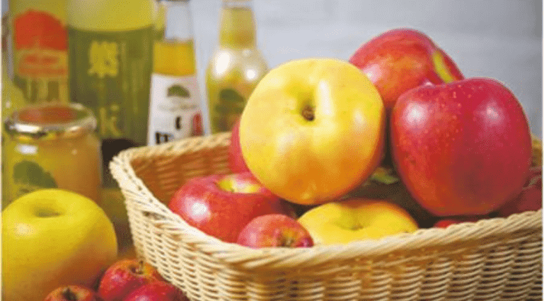 蘋果皮含豐富膳食纖維、抗氧化物 飲蘋果醋要稀釋 避免侵蝕牙齒琺瑯質（食得smart）